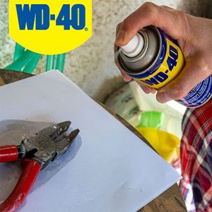 اسپری روان کننده پیچ wd-40